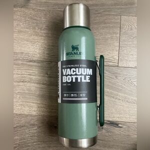 Stanley Stainless Steel Vacuum Water Bottle 1.4QT About 44OZ